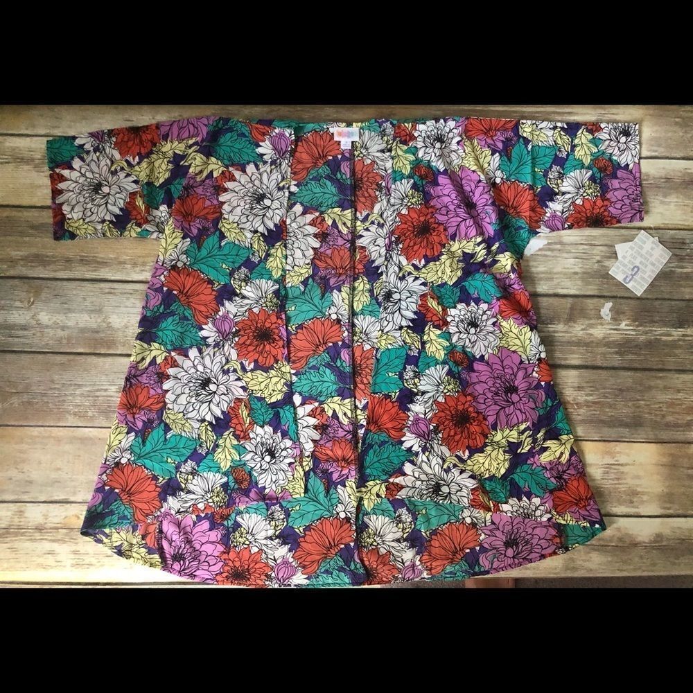 Lularoe Bianka Kimono kids 10/14 or 2-6 women’s